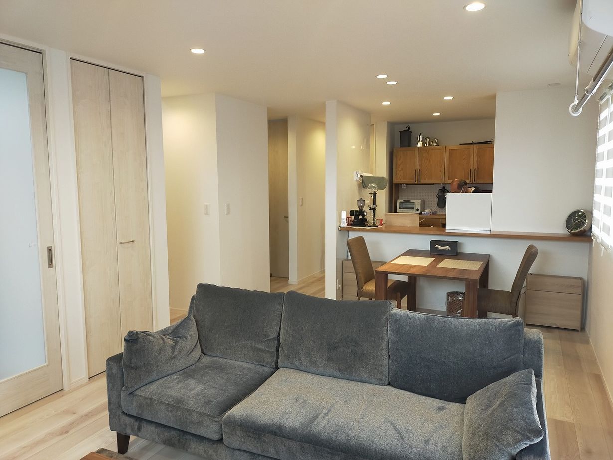 星野工務店 「好き」に囲まれて自分らしく暮らす喜び。FP工法による高断熱・高気密の邸宅。一年中快適な暮らしを実現の建築実例画像