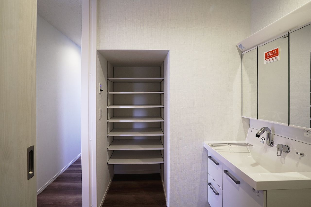 星野工務店 シンプルに自分らしくコスパに優れたデザイン住宅の建築実例画像4