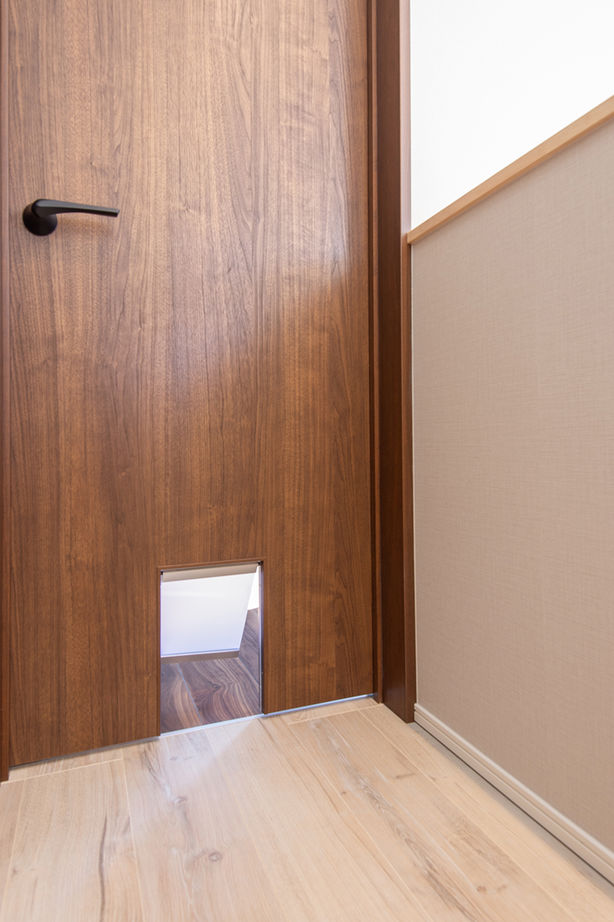 ＭＯＫ　ＨＯＵＳＥ　（ポラスグループ） 【1000万円台/ローコスト/ペット】吹抜けや窓の工夫で叶えた“陽だまりリビング”。愛猫と癒しの時間を満喫の建築実例画像7