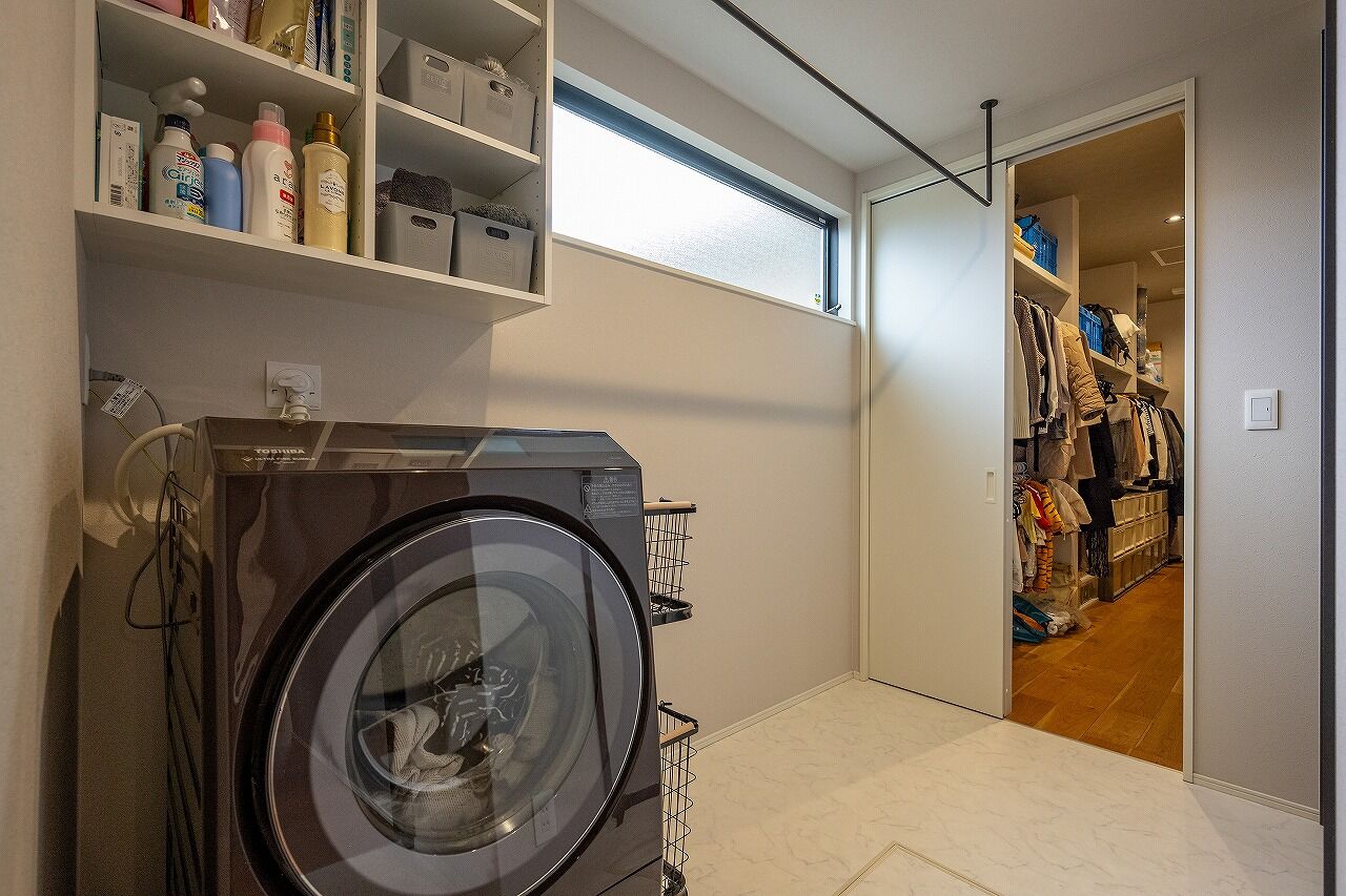 北辰工務店（ポラスグループ） 【2000万円台/30坪台/平屋/間取り図有】プライベートな中庭から光を取り込んだ、開放的なリビングのある家の建築実例画像8