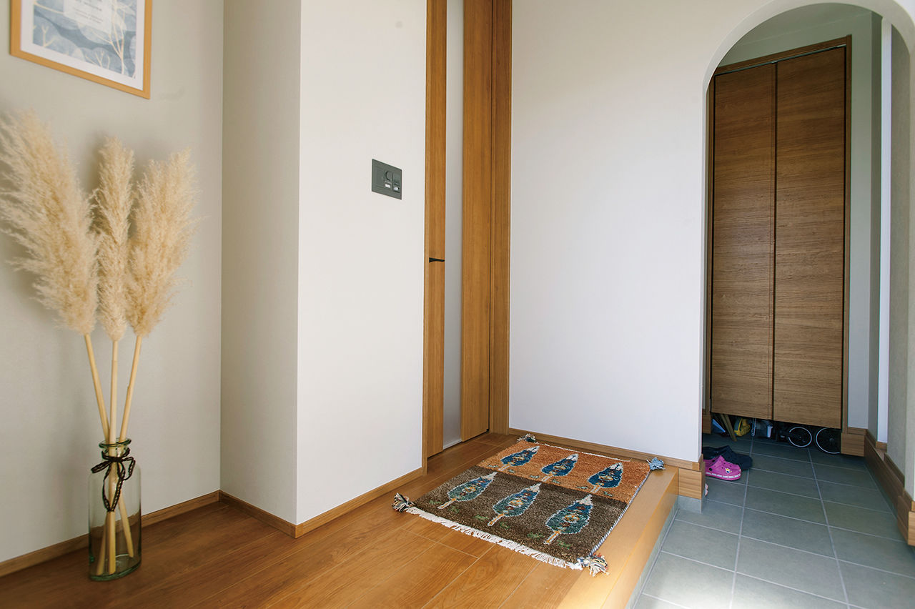 山万（京成本線、京成千葉線、JR総武線沿線を中心とした地域） 【3000万円台｜42坪｜吹き抜け｜3LDK】家族でゆったり、開放感に包まれたLDK。家事のしやすさも注目の建築実例画像10