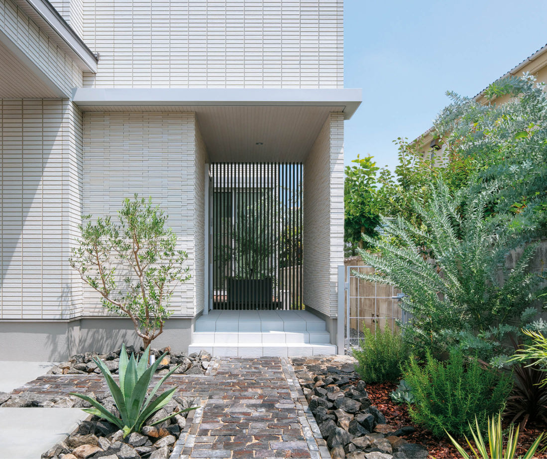 ミサワホーム ４ｍの吹き抜けや中庭を活かして奥に長い敷地に、光あふれる住まいの建築実例画像6