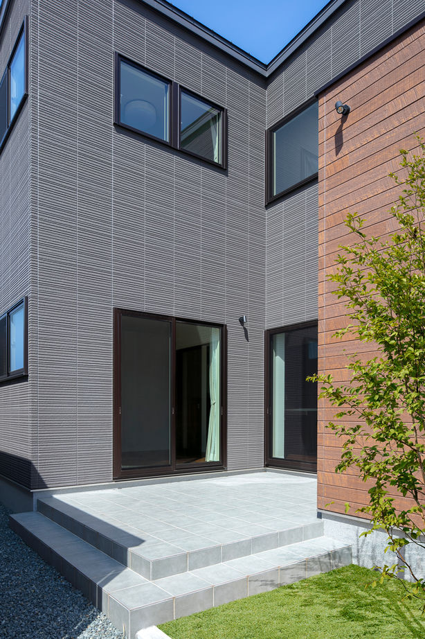 ミサワホーム 3方向の光を招く陽だまりリビング。ふたりで共有する「くつろぎの時間」の建築実例画像9