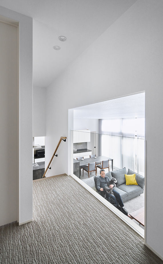 ミサワホーム 【蔵のある家/大収納/中庭】生活空間を美しく保つ収納計画と、細部まで整えられたシンプルデザインの建築実例画像4