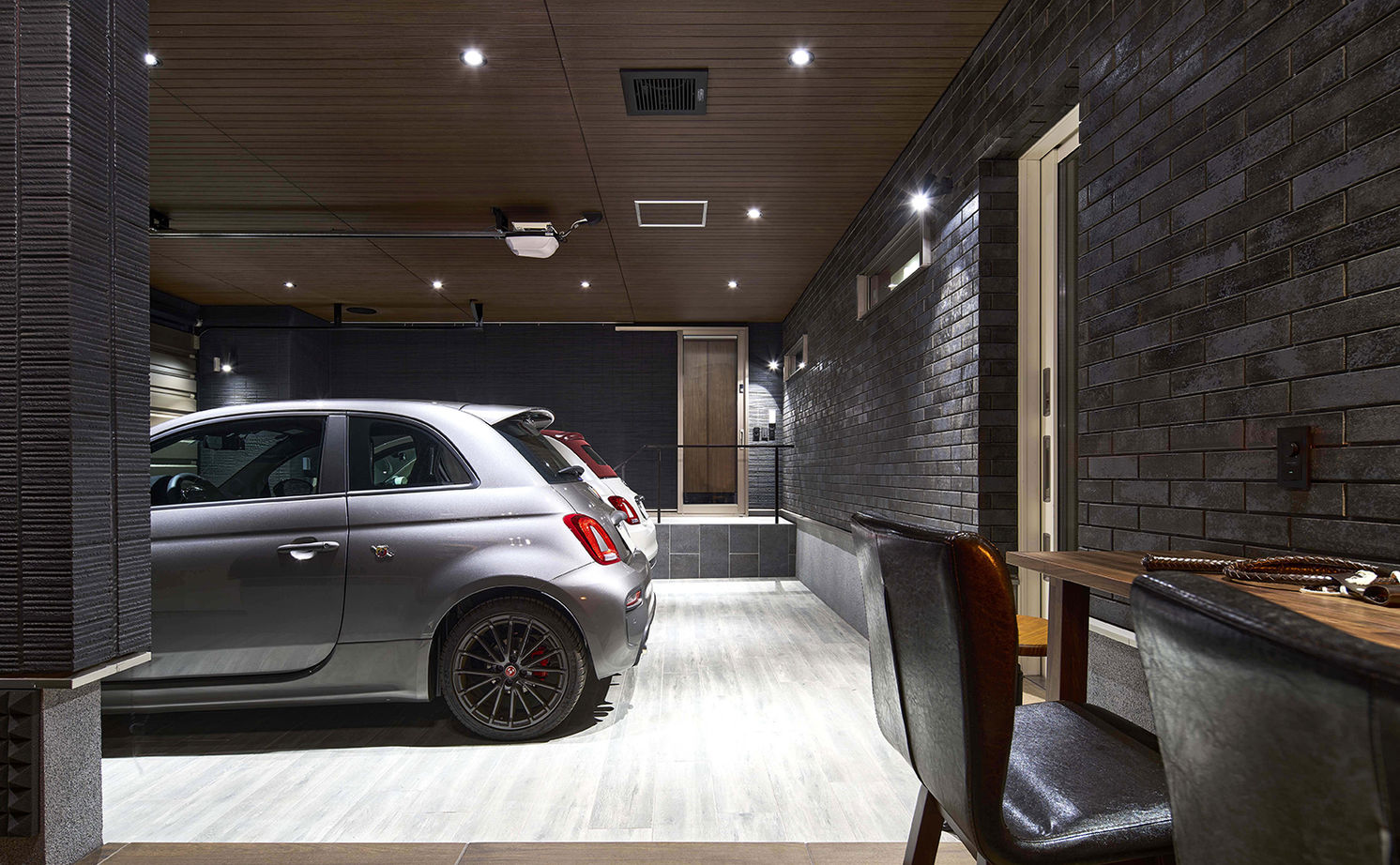 ミサワホーム 【高天井・ビルトインガレージ・趣味を楽しむ】至福の時間を愉しむ、ガレージのある住まいの建築実例画像7