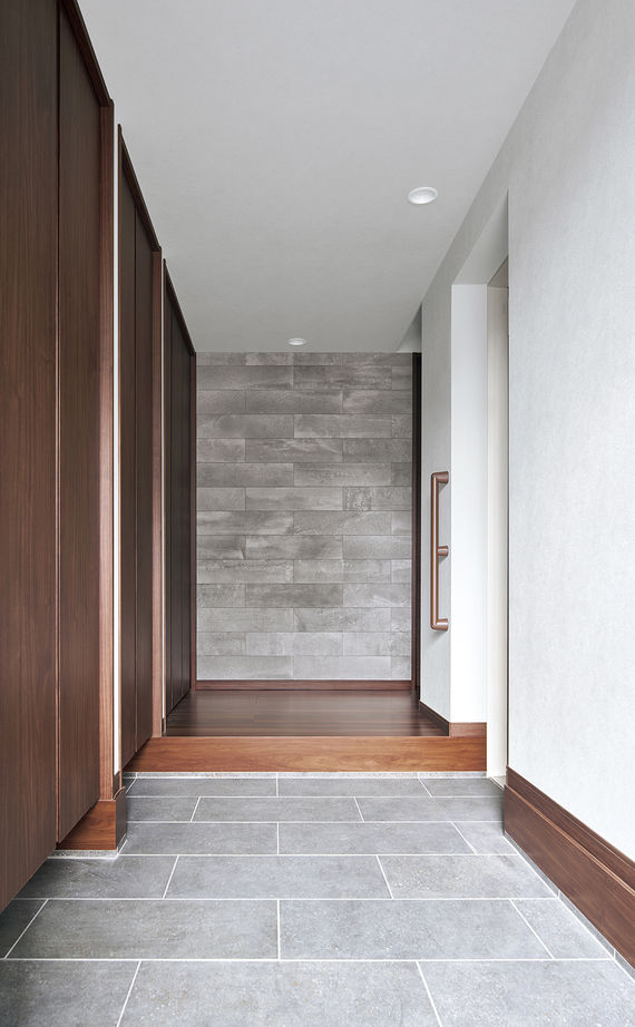 ミサワホーム 【高天井・ビルトインガレージ・趣味を楽しむ】至福の時間を愉しむ、ガレージのある住まいの建築実例画像12