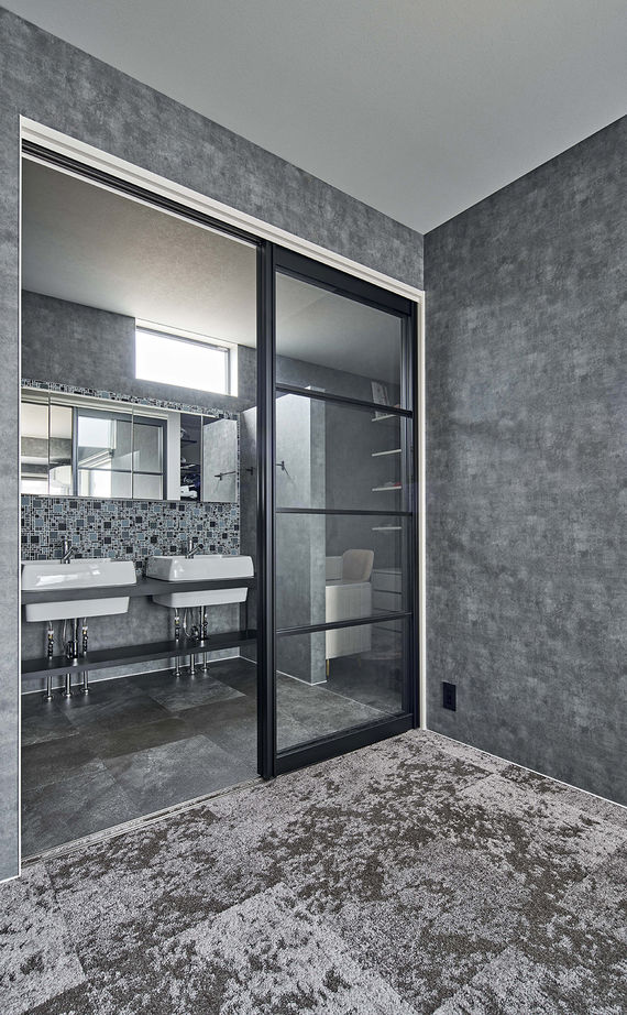 ミサワホーム 【大開口・高天井／高断熱／ペットと暮らす】田園風景を眺め、サウナやホームジムで自分時間を楽しむ住まいの建築実例画像9