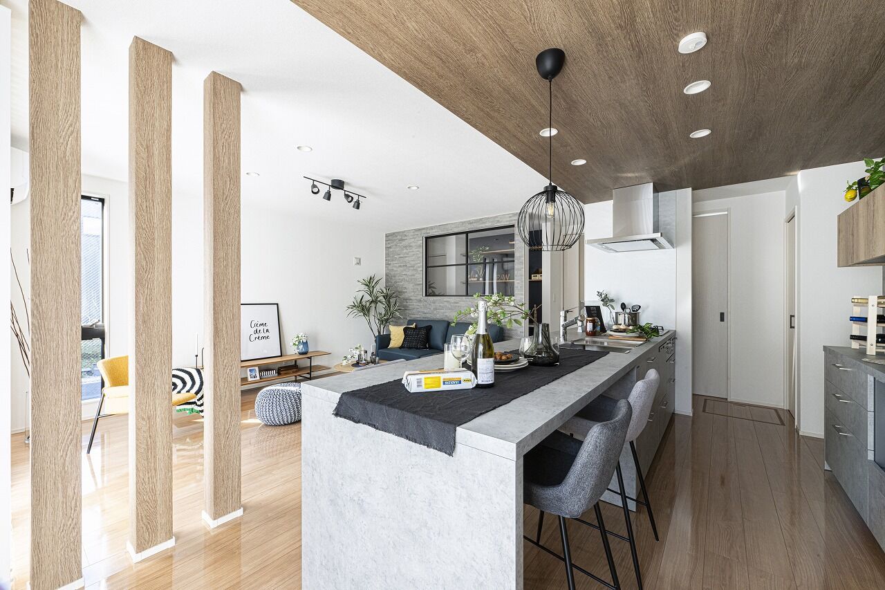 タクトホーム 【1000万円台／家事動線／収納充実／間取図】デザイン性を重視し、「お洒落であること」を追求した住まいの建築実例画像4