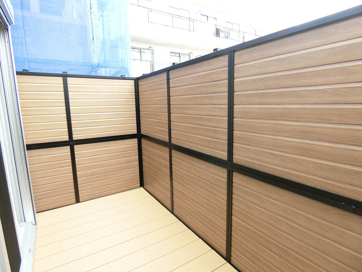 アルホームサービス（シンプルノート茨木・高槻スタジオ） 茨木市｜2200万円台｜狭小地｜タテにもヨコにも広がりを感じる、敷地の狭さを感じさせない家の建築実例画像4