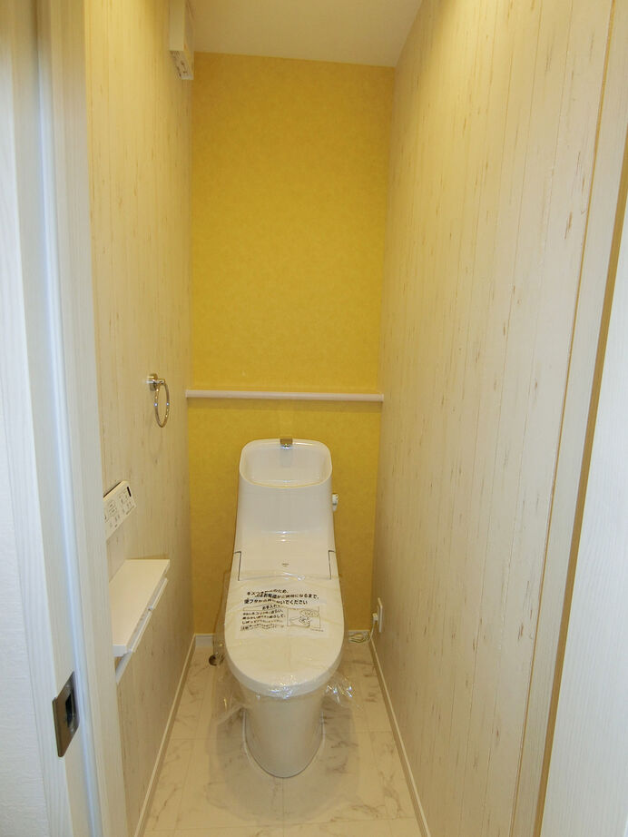 アルホームサービス（シンプルノート茨木・高槻スタジオ） 茨木市｜1700万円台｜狭小地｜間取り図あり｜広々リビングが自慢のコンパクトハウスの建築実例画像9