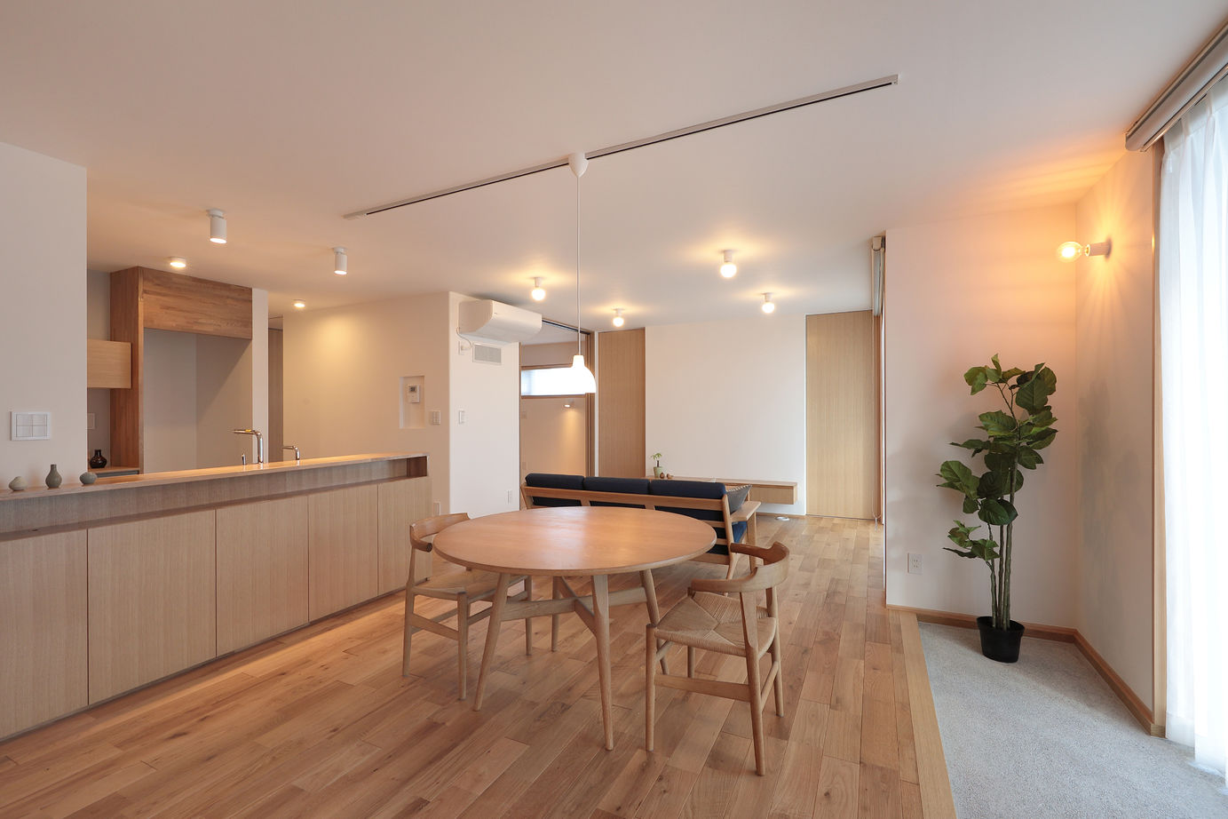 WABIKA/廣神建設（ひろかみけんせつ） 【2,629万円/平屋】庭との繋がりを慈しむやすらぎの平屋の建築実例画像4