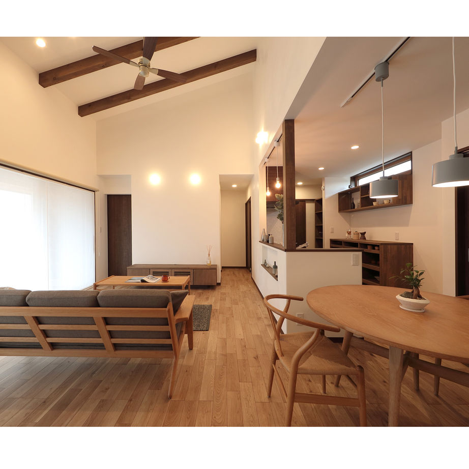 WABIKA/廣神建設（ひろかみけんせつ） 【2,487万円/平屋】家事が楽しくなる工夫が詰まった心地よい和モダンの住まいの建築実例画像2