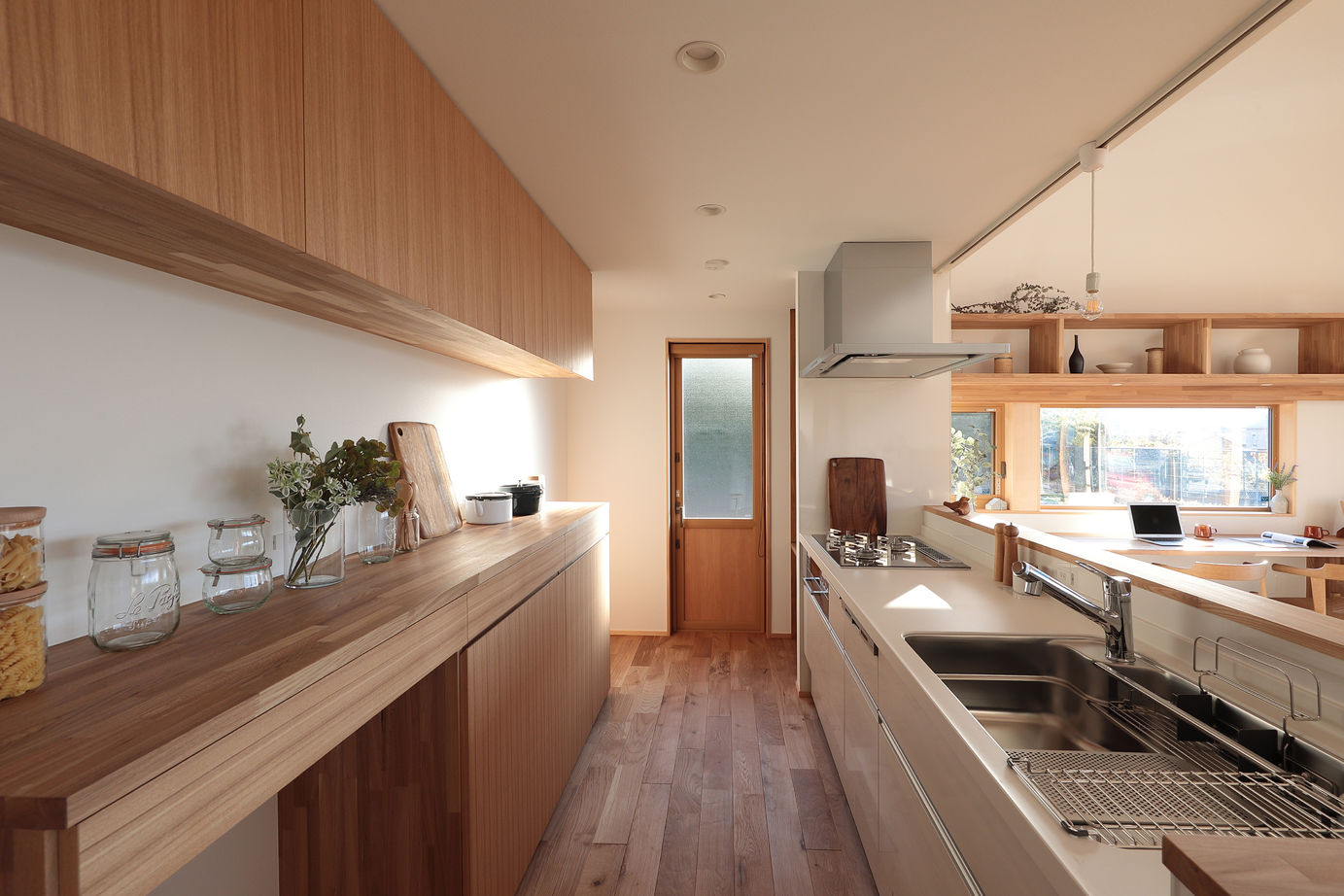 WABIKA/廣神建設（ひろかみけんせつ） 【平屋】庭とのつながりが生む、自然との暮らしを楽しむ家の建築実例画像8