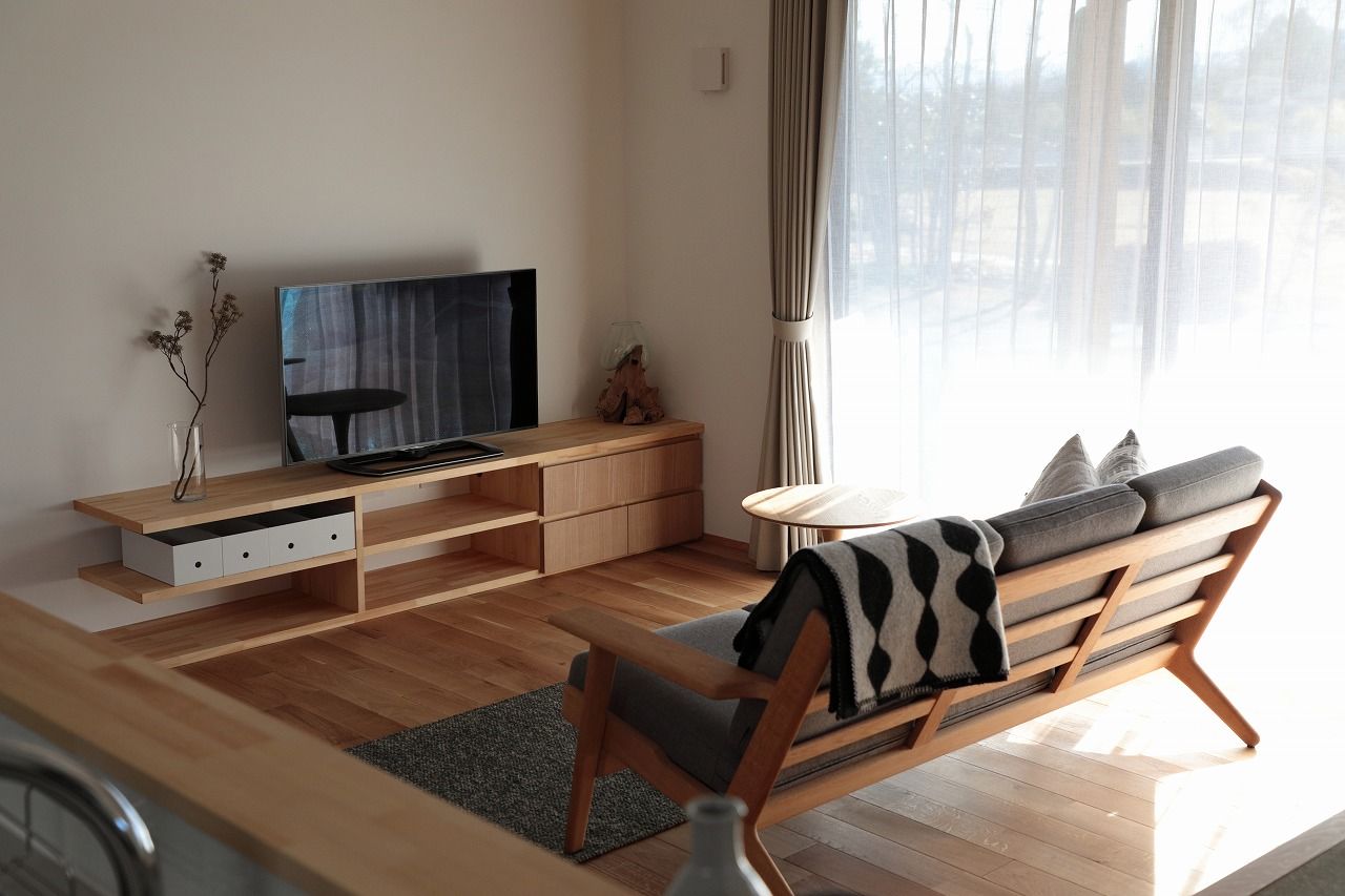 WABIKA/廣神建設（ひろかみけんせつ） 【本体価格2000万円台/28.8坪】庭とつながる広々デッキの平屋の建築実例画像4