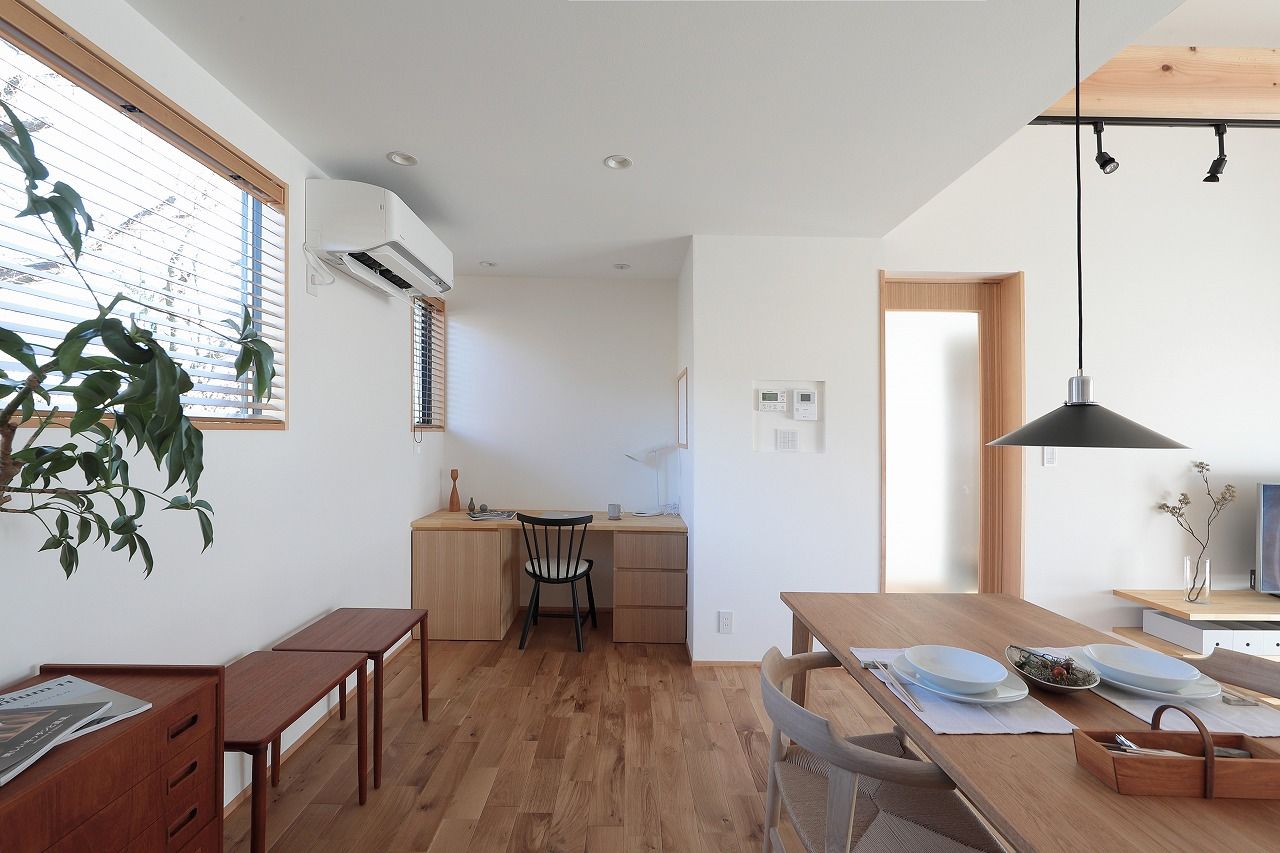 WABIKA/廣神建設（ひろかみけんせつ） 【本体価格2000万円台/28.8坪】庭とつながる広々デッキの平屋の建築実例画像5