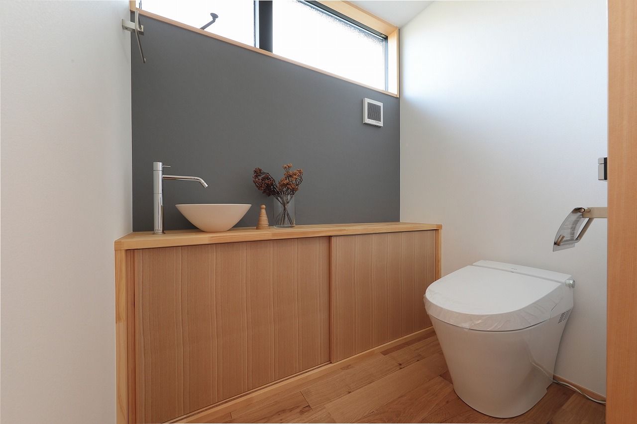 WABIKA/廣神建設（ひろかみけんせつ） 【本体価格2000万円台/28.8坪】庭とつながる広々デッキの平屋の建築実例画像8