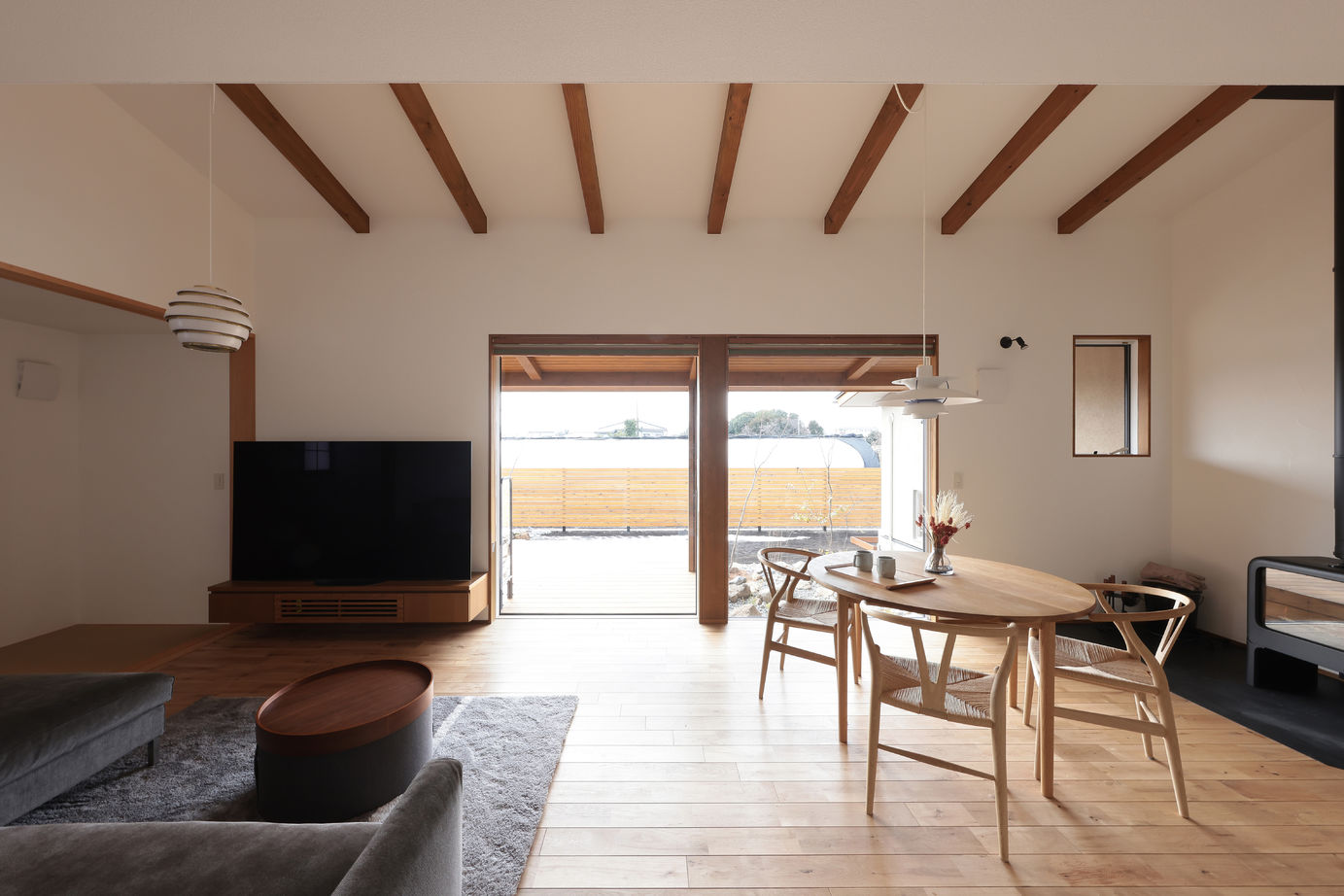 WABIKA/廣神建設（ひろかみけんせつ） 【本体価格2000万円台/35坪/平屋】光と陰を楽しむ和モダンの平屋の住まいの建築実例画像3