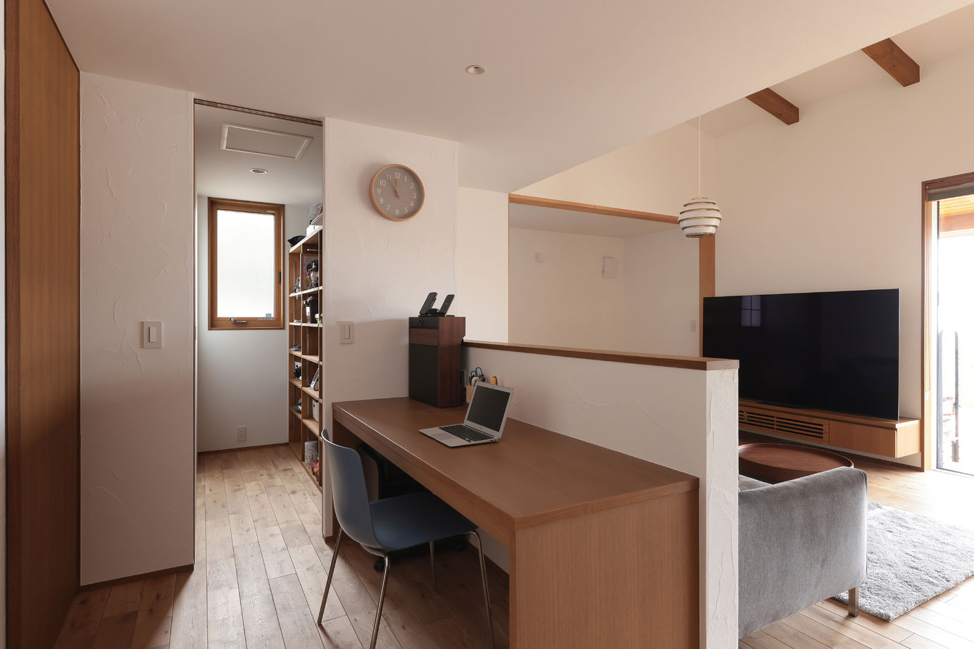 WABIKA/廣神建設（ひろかみけんせつ） 【本体価格2000万円台/35坪/平屋】光と陰を楽しむ和モダンの平屋の住まいの建築実例画像7