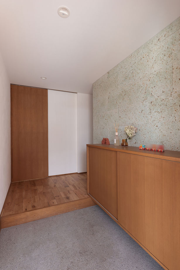 WABIKA/廣神建設（ひろかみけんせつ） 【本体価格2000万円台/35坪/平屋】光と陰を楽しむ和モダンの平屋の住まいの建築実例画像9