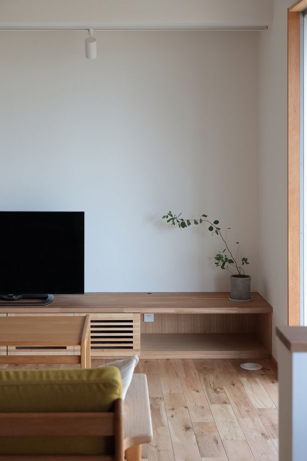 WABIKA/廣神建設（ひろかみけんせつ） シンプルな空間に繊細な色合せ。素材の美しさが活きる平屋の建築実例画像5