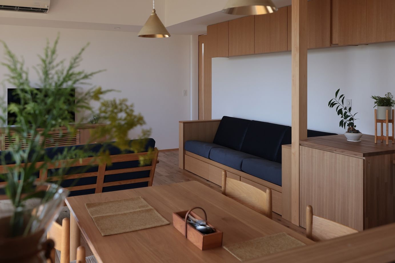 WABIKA/廣神建設（ひろかみけんせつ） シンプルな空間に宿す、美しさ。自然素材の風合いに包まれた家の建築実例画像4