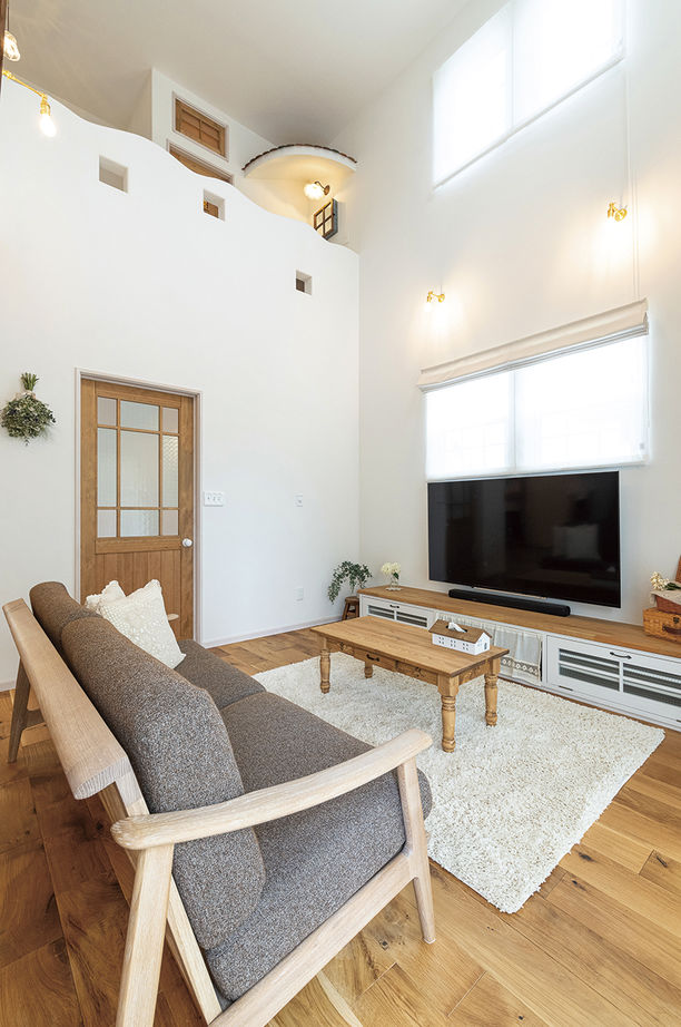 富士ホームズデザイン ナチュラル＆プロヴァンス！３０坪台/海外のような外観で憧れのとんがり帽子のおしゃれな家の建築実例画像3