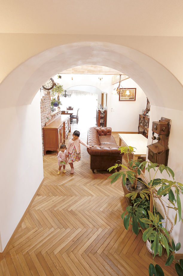 富士ホームズデザイン 古びた外観が懐かしさを感じる、イングランド風コッツウォルズの家の建築実例画像7