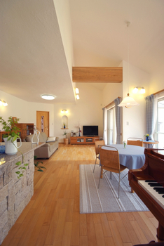 無添加住宅 【福岡/自然素材/平屋】漆喰と天然石が人々を魅了する、誰もが憧れるセカンドライフの実現の建築実例画像2