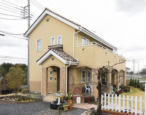 次世代の家　門目建設 テーマは「バラの似合う家」。丸込み価格でこだわりをすべて叶えた家づくりの建築実例画像2