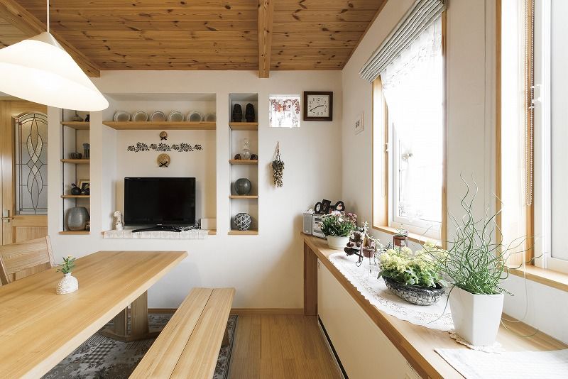 次世代の家　門目建設 テーマは「バラの似合う家」。丸込み価格でこだわりをすべて叶えた家づくりの建築実例画像4