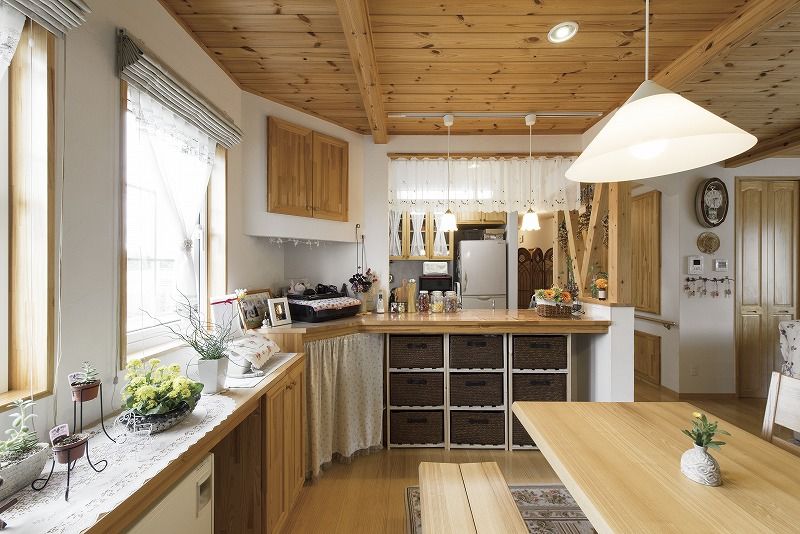 次世代の家　門目建設 テーマは「バラの似合う家」。丸込み価格でこだわりをすべて叶えた家づくりの建築実例画像6