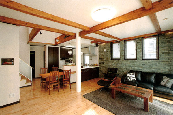 次世代の家　門目建設 トラディショナルな二世帯の家の建築実例画像1