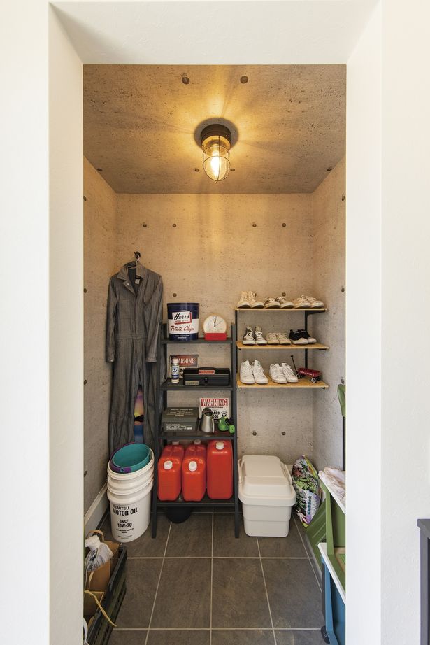 イシンホーム住宅研究会　大縄林業 シンプルな中に「好き」を集めて。独創的デザイン×動線設計にこだわった快適な家の建築実例画像5