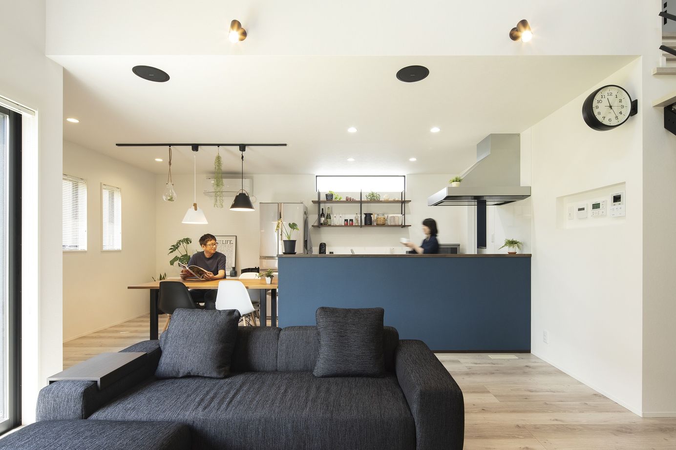 イシンホーム住宅研究会　大縄林業 シンプルな中に「好き」を集めて。独創的デザイン×動線設計にこだわった快適な家の建築実例画像10