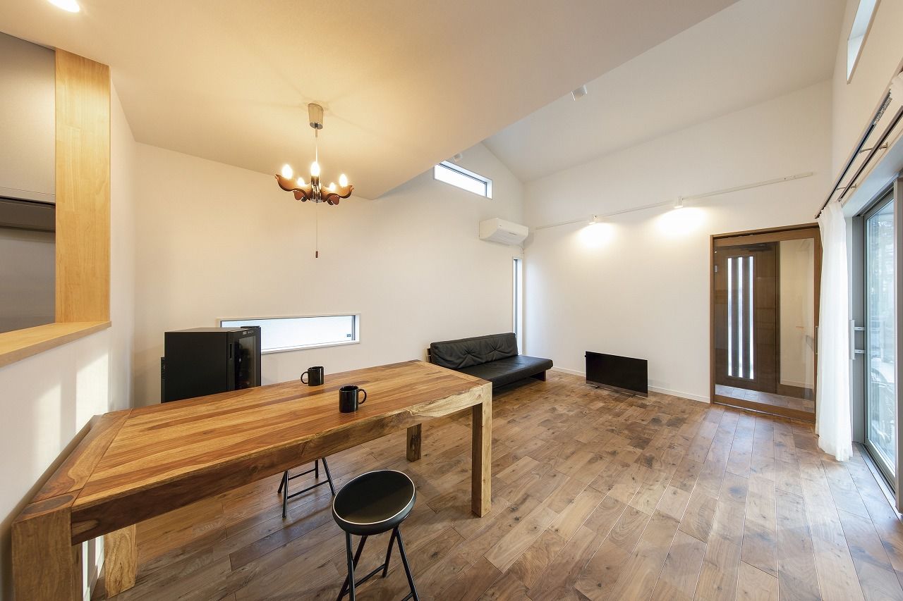 イシンホーム住宅研究会　大縄林業 【1500～1999万円台/間取り有/平屋】家事ラク間取り、未来への安心。住み心地にこだわったコの字の平屋の建築実例画像4