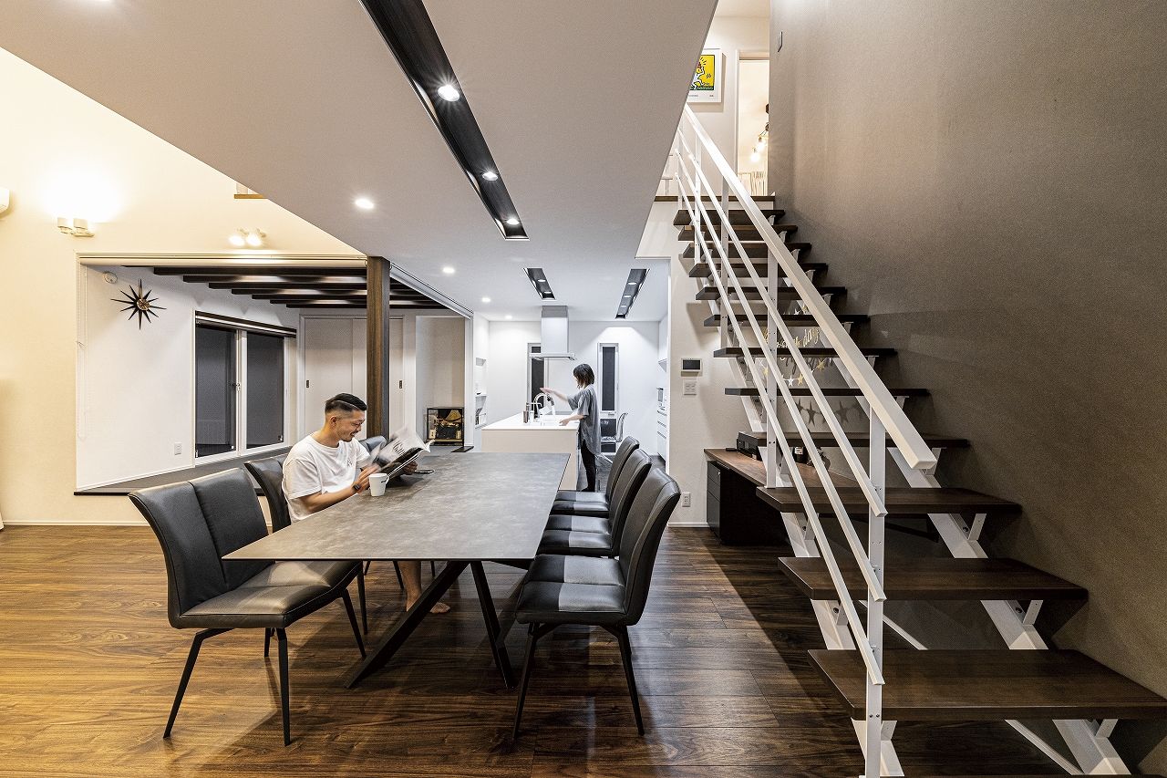 イシンホーム住宅研究会　大縄林業 【2000～2499万円台/間取り有】ラグジュアリーなデザイン×家事ラク動線を追求！笑顔が集まる快適な家の建築実例画像4