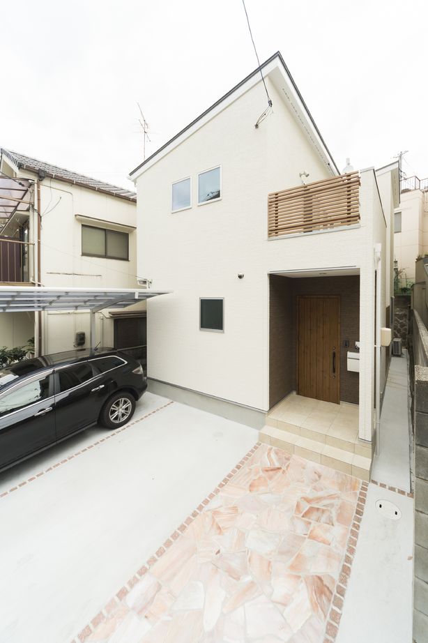 VIVACE / 中谷建設工業 【1500万円～2000万円台】日当たりが悪い立地でも、吹き抜けで光を集める明るいお家の建築実例画像5