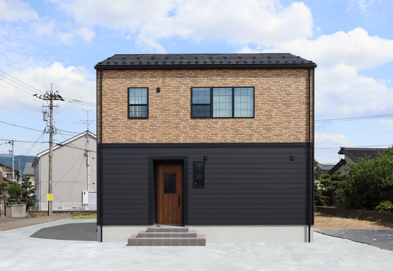 メゾンデザイン工房 ブルックリンスタイルが持つ重厚感ある明るい住まいの建築実例画像2