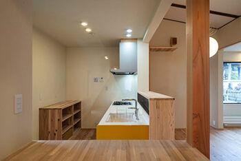 hoku archidesign 【間取図有｜4000万円以上｜4LDK｜平屋｜建築家と建てる】古材や古建具も活かしたT字型の二世帯住宅の建築実例画像3