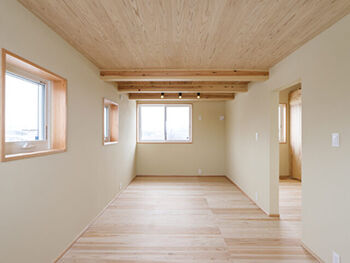 hoku archidesign 【間取図有｜3500～3999万円｜4LDK｜建築家と建てる】自然素材たっぷり！アトリエもある家の建築実例画像5