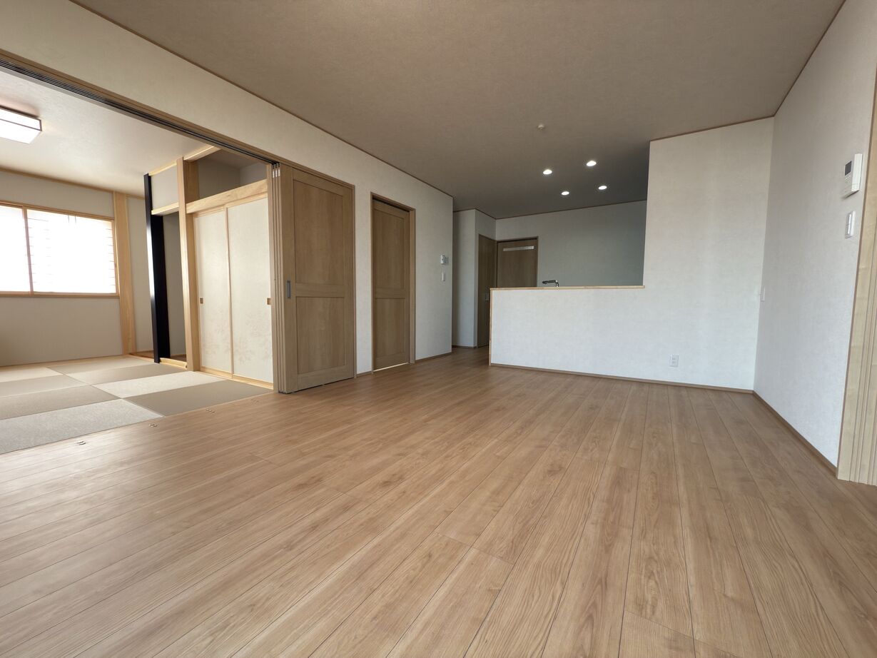 【置賜エリア】羽山総合建設 【山形県/高断熱】広々とした空間で快適に。遊び心あふれる、家族のための特別な住まいの建築実例画像2