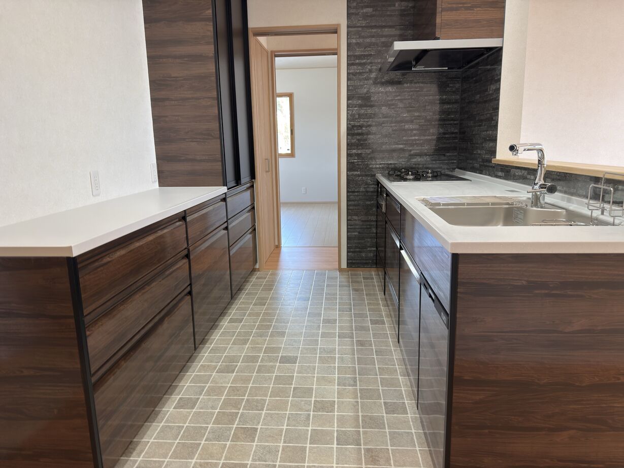 【置賜エリア】羽山総合建設 【山形県/高断熱】広々とした空間で快適に。遊び心あふれる、家族のための特別な住まいの建築実例画像4