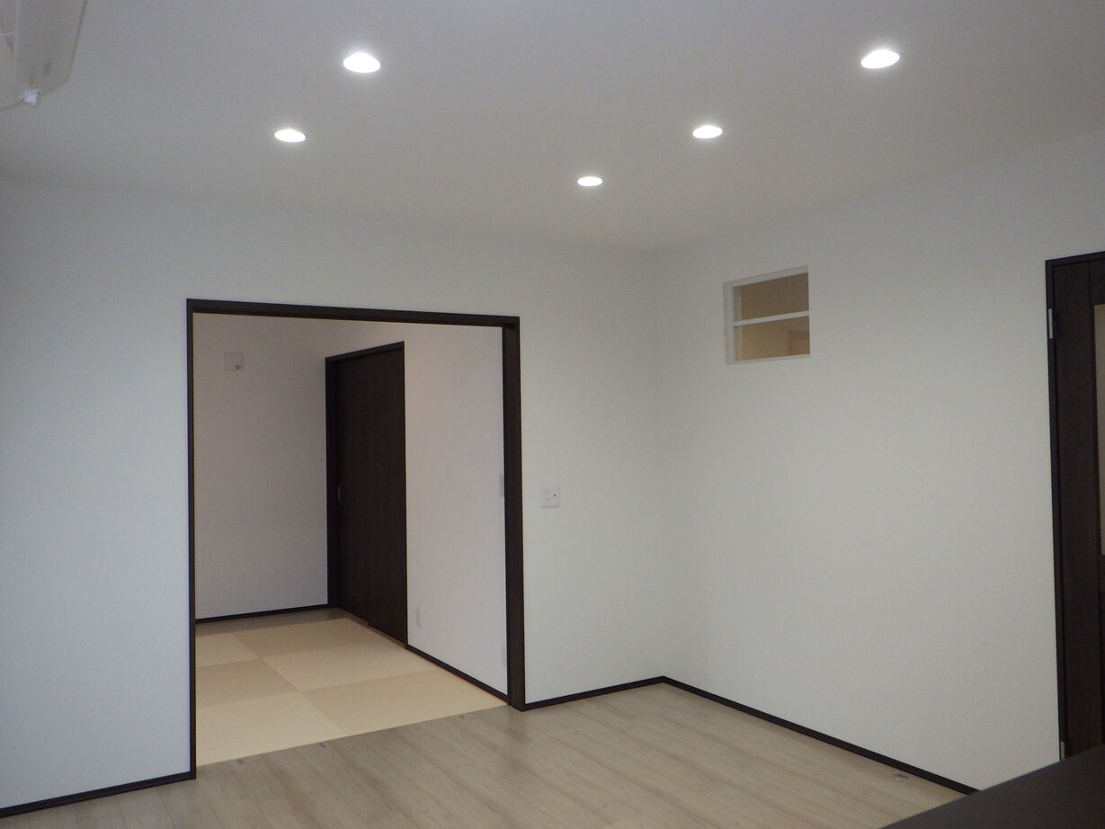 【置賜エリア】羽山総合建設 【山形県】眺望を楽しむキッチン。家族の毎日をちょっと贅沢にする私たちだけの住まいの建築実例画像4