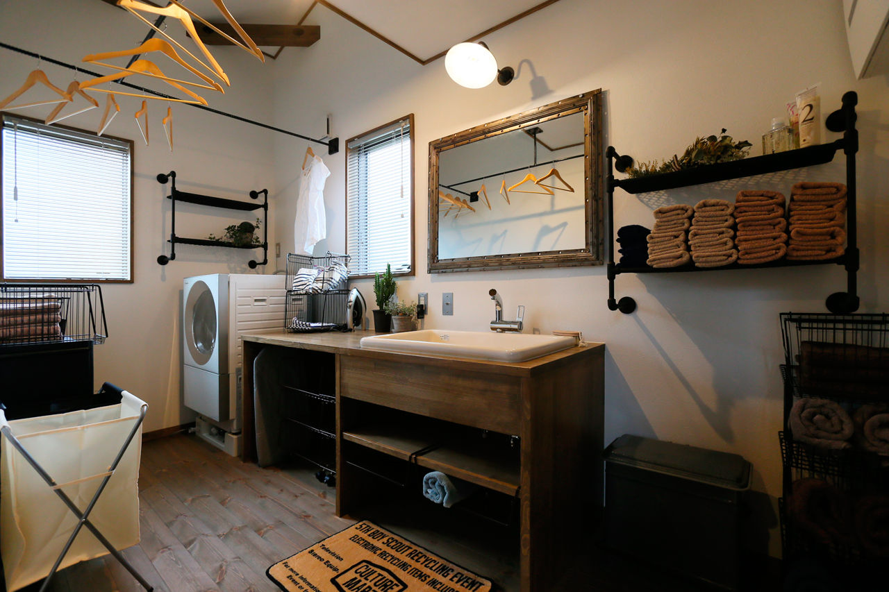 アクロスホーム 【BinO/上田市/1000万円台/間取り有/薪ストーブ】楽しい暮らし！大人インダストリアル「平屋＋ロフト」の家の建築実例画像4