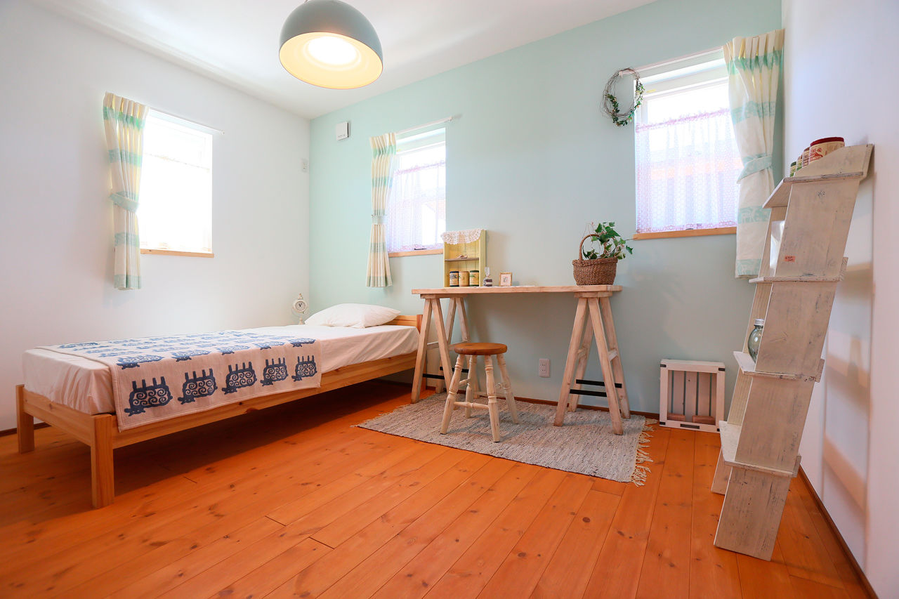 アクロスホーム 【1000万円台｜28坪｜間取り有】塗り壁外壁、木製キッチン…欲しかった「かわいい」が全部詰まった家の建築実例画像6