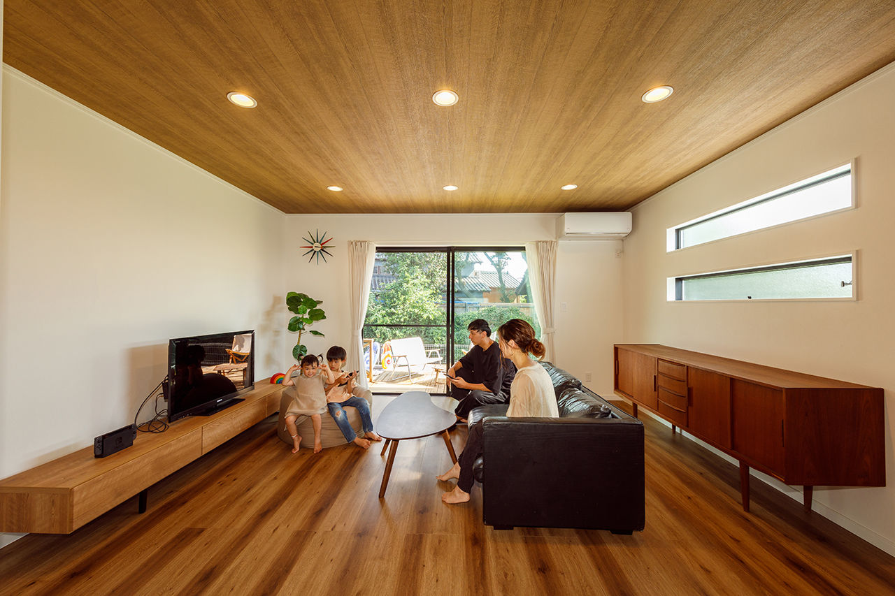 コタエルハウス（山岸工業） 【2000万円台/30坪台/間取り図/平屋】20畳の広々リビングでゆったり過ごす。お家グランピングのような毎日の建築実例画像2