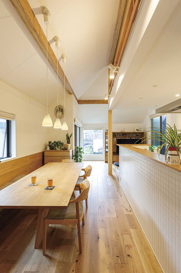 コタエルハウス（山岸工業） 【3500万円以下/40坪台/分離型二世帯住宅/間取り図あり】快適さと開放感も確保した暮らしを大切にする家の建築実例画像1