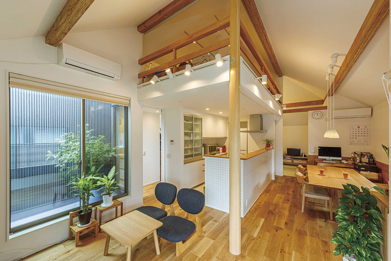 コタエルハウス（山岸工業） 【3500万円以下/40坪台/分離型二世帯住宅/間取り図あり】快適さと開放感も確保した暮らしを大切にする家の建築実例画像2