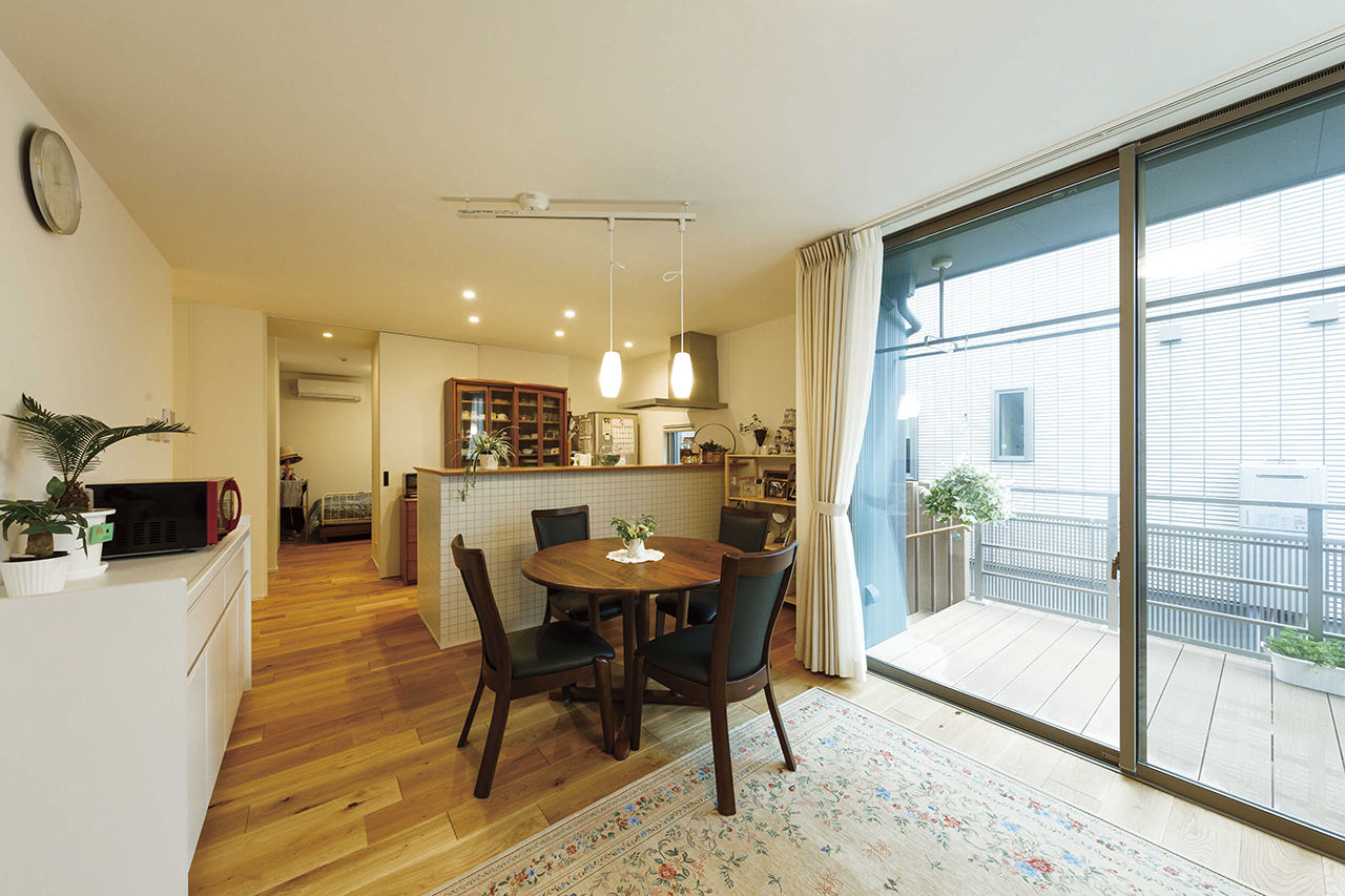 コタエルハウス（山岸工業） 【3500万円以下/40坪台/分離型二世帯住宅/間取り図あり】快適さと開放感も確保した暮らしを大切にする家の建築実例画像8