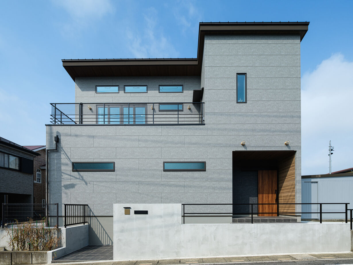 コタエルハウス（山岸工業） 【40坪台/間取図/2階リビング/回遊動線】プライバシーと開放感を両立！リビングを中心に家族の絆が深まる家の建築実例画像5